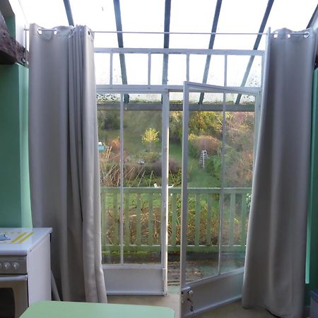 Les Buissonnets Bed and Breakfast Ζιβερνί Εξωτερικό φωτογραφία